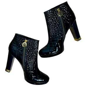 Tory Burch Leigh Black Patent Leather Croc Quilted Bootie Gold Hardware Size 9